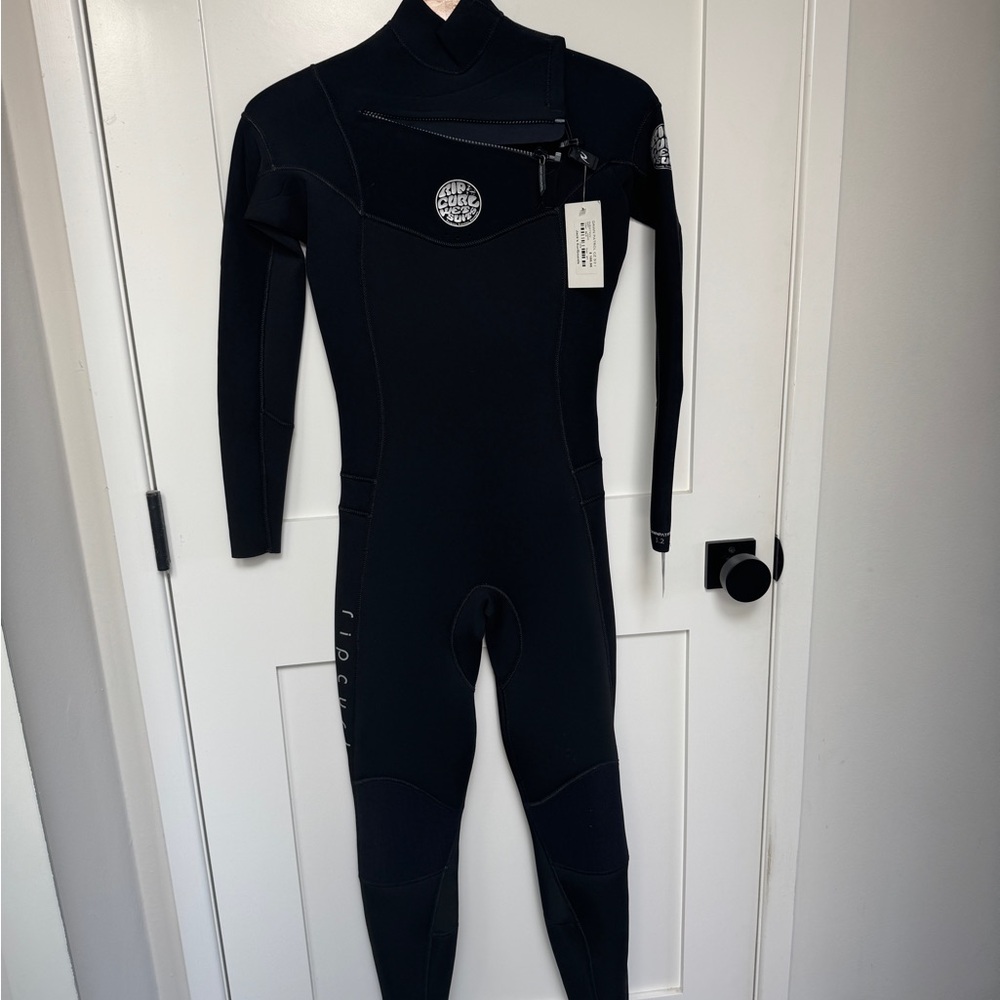 Rip Curl black Wetsuit size 6